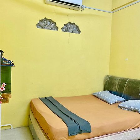 Umi Homestay Batu Buruk Kuala Terengganu Bagian luar foto