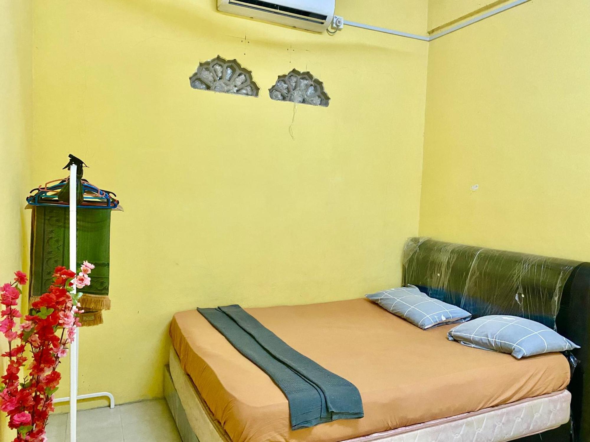 Umi Homestay Batu Buruk Kuala Terengganu Bagian luar foto